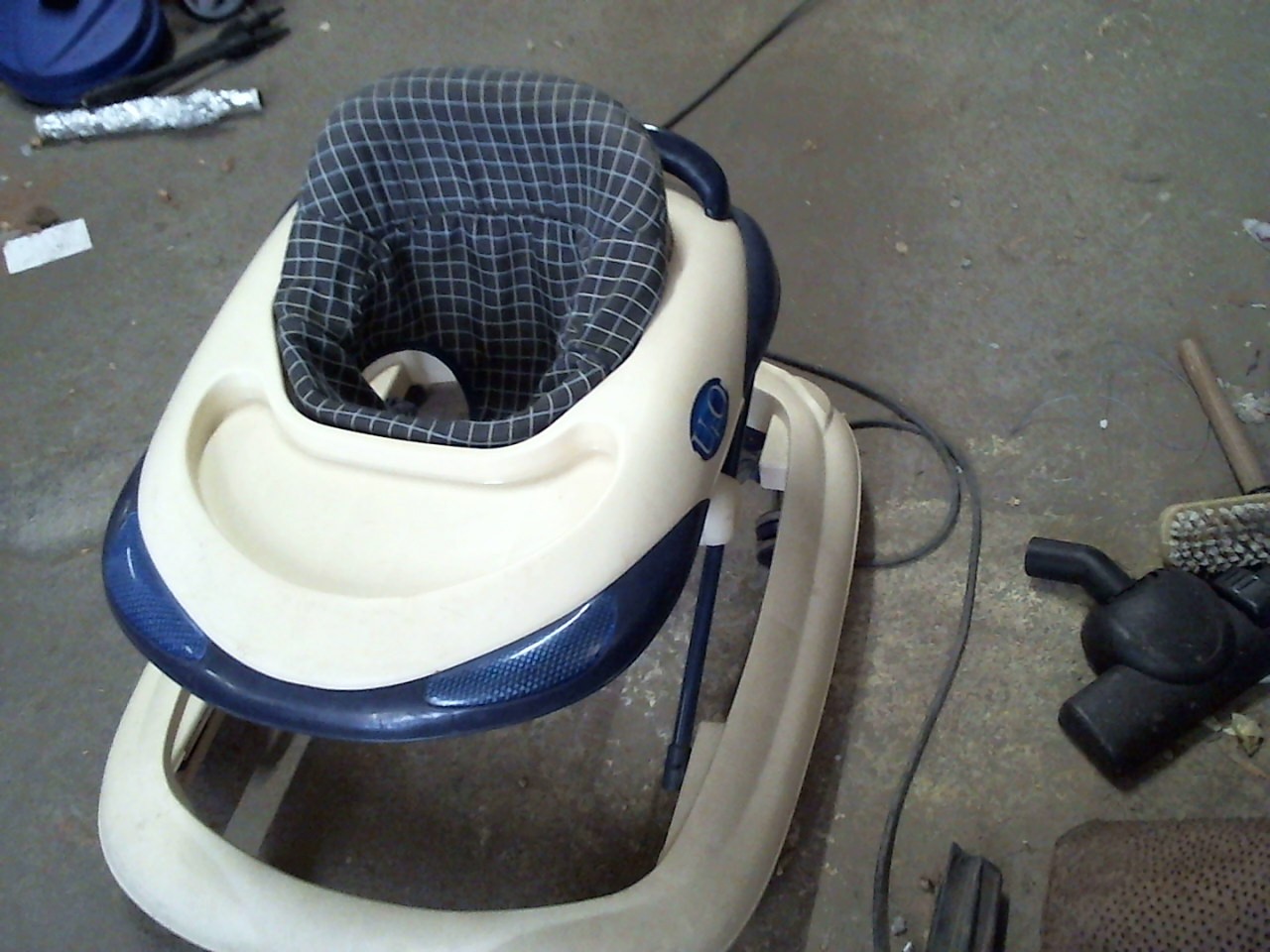 trotteur graco