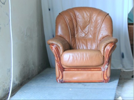 fauteuil marron cuir