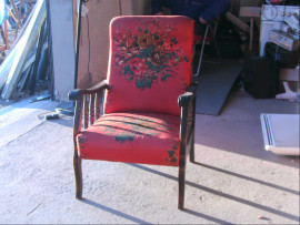 fauteuil a fleurs red