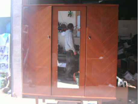 ARMOIRE A GLACE