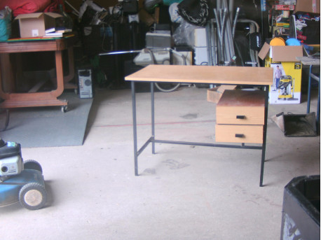 BUREAU COSTAUD