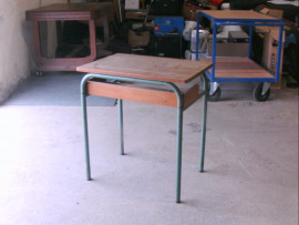 TABLE ECOLIER