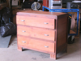 COMMODE