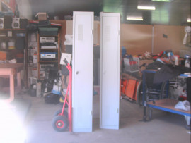 lot de 2 vest. metal.